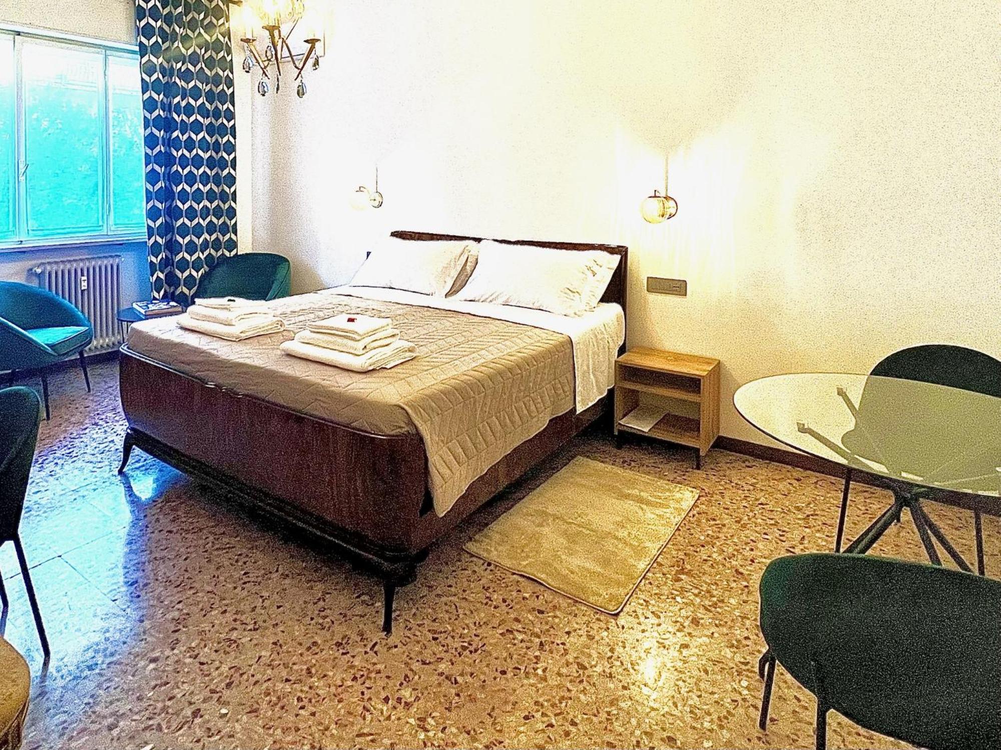 Casa Margherita Пьяченца Экстерьер фото